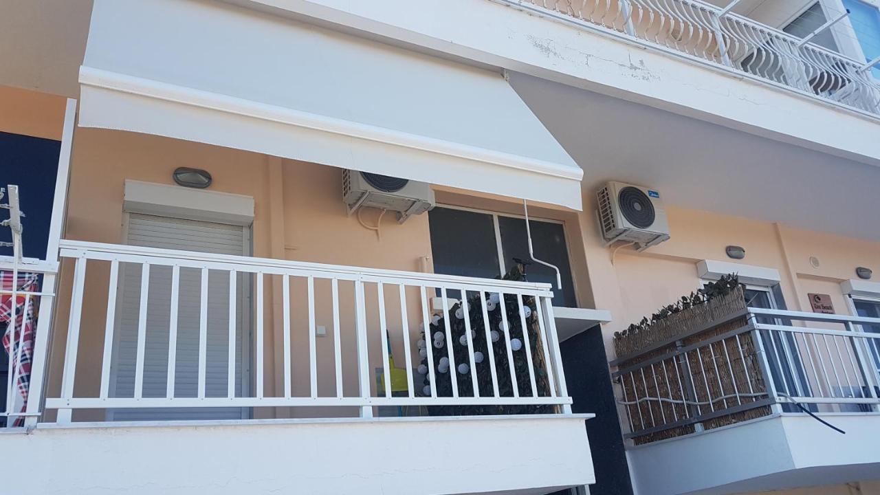 Néa Péramos Eva Beach Studio מראה חיצוני תמונה