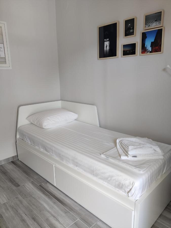 Néa Péramos Eva Beach Studio מראה חיצוני תמונה